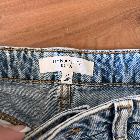Dynamite Ella mom shorts cuffed - Picture 5 of 6